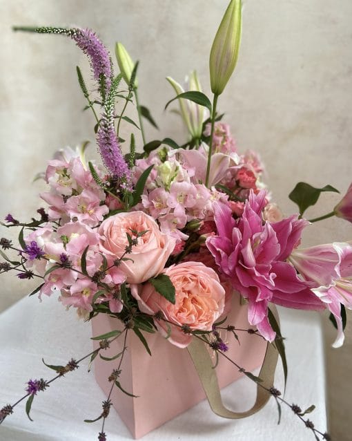 Bolsa Alça de Couro M <br>Com Lírio e Rosas - Image 3