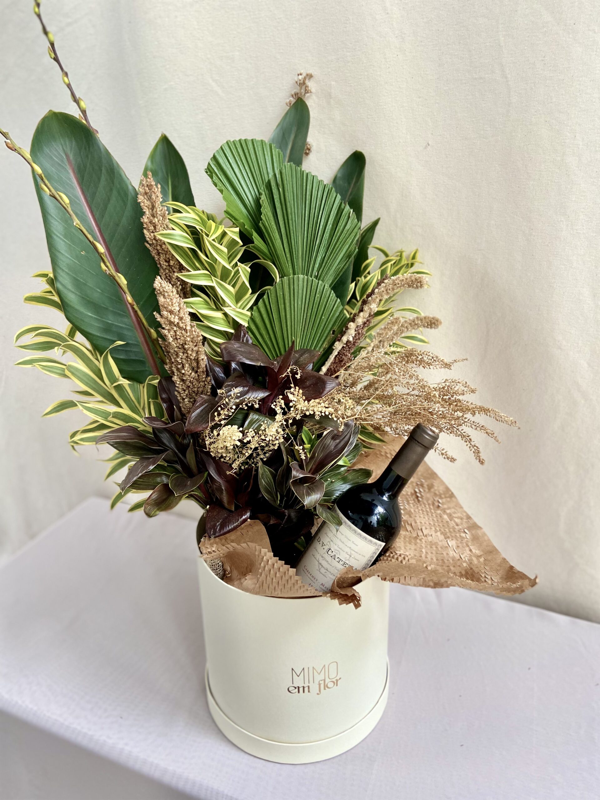 Box G <br> Arranjo Verde e Seco <br> Vinho DV Catena 750ml