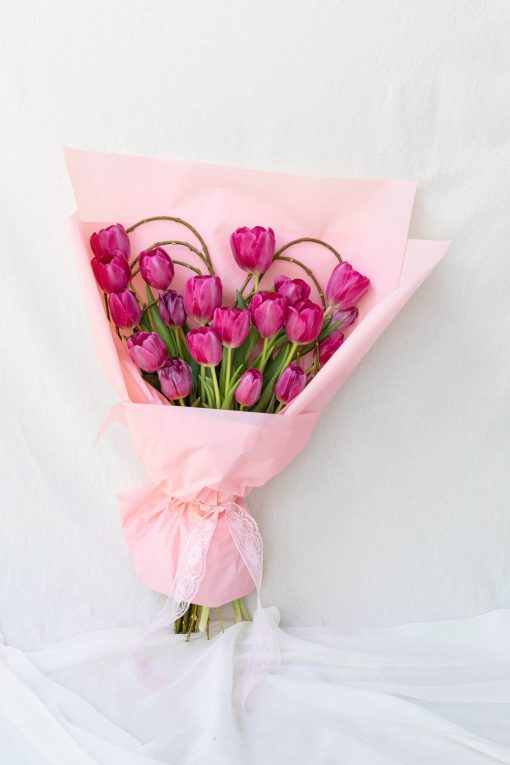 Buquê M Coração de 20 Tulipas Pink
