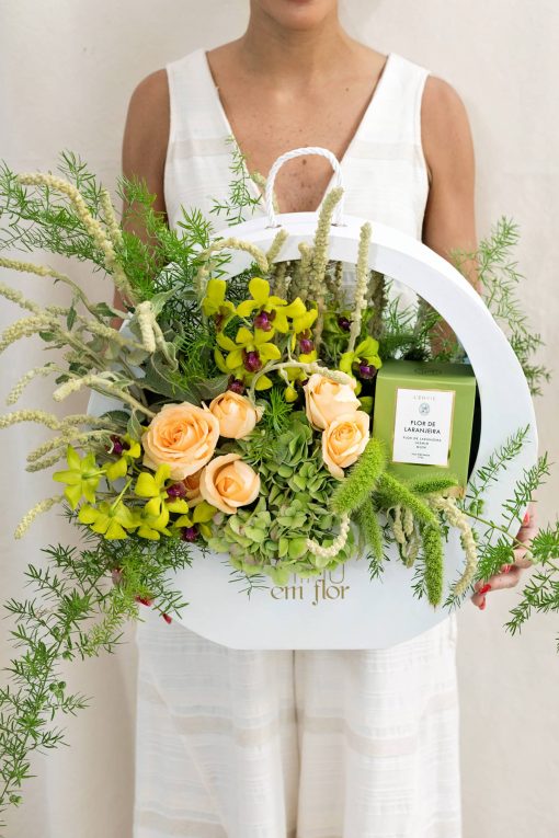 Bolsa Rosa Champanhe com Vela Aromatizada - Image 2