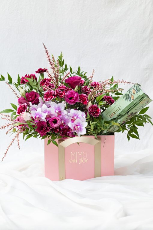 Bolsa M Orquídea com Caixa de Pão de Mel Carmella Patisserie - Image 2