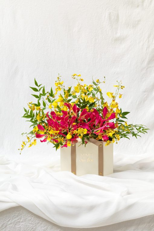 Bolsa M Marfim com Gloriosa e Orquídea Chuva-de-ouro - Image 2