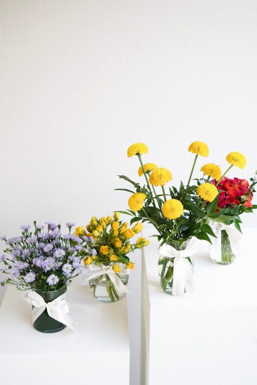Vaso P com flores do dia